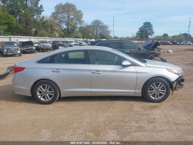 5NPE24AFXGH342238 Hyundai SONATA SE
