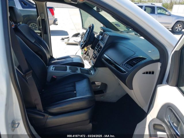 2C4RDGCG8KR642293 Dodge Grand Caravan Sxt