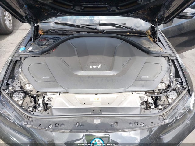 WBY73AW08RFR58380 BMW I4