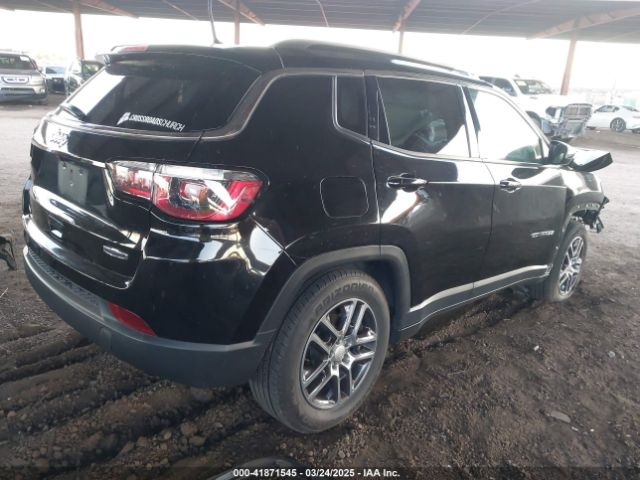 3C4NJCBBXJT467997 Jeep Compass Latitude Fwd
