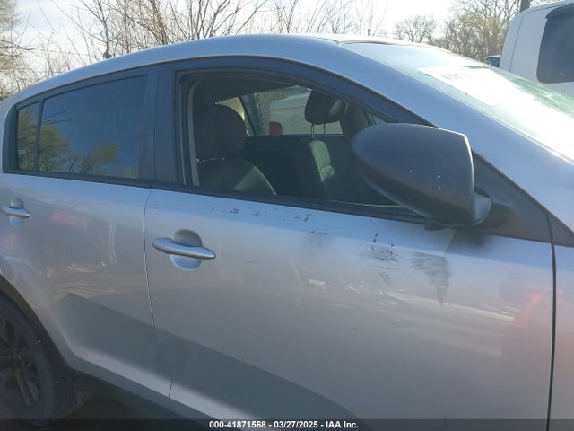 KNDPBCACXG7879012 KIA Sportage Lx