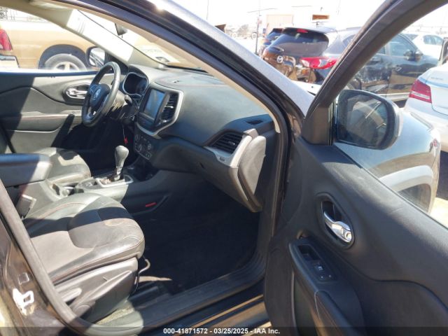 1C4PJMBS4FW736057 Jeep Cherokee Trailhawk