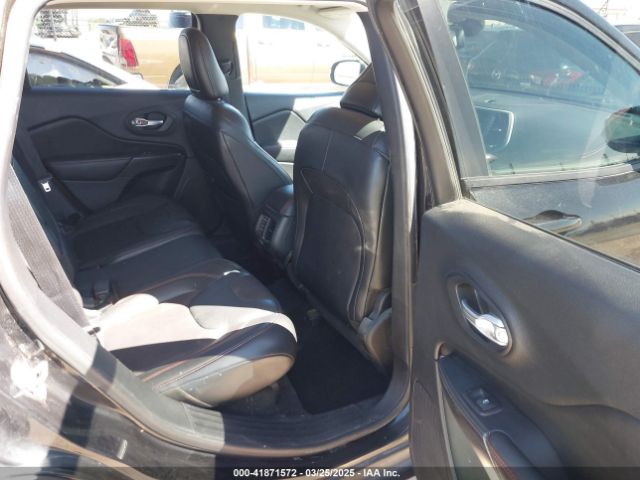 1C4PJMBS4FW736057 Jeep Cherokee Trailhawk