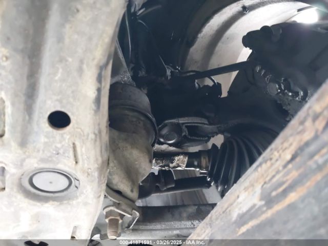 5TDKKRFH5GS175887 Toyota Highlander Xle V6