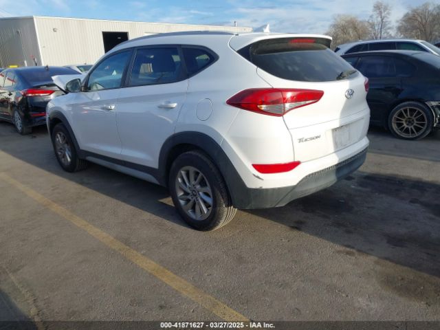 KM8J3CA4XJU608001 Hyundai TUCSON SEL