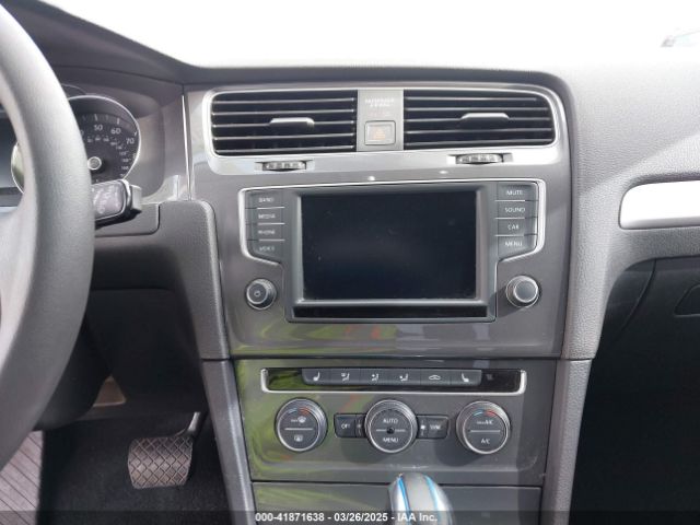WVWKP7AU5GW910703 Volkswagen E-golf Se
