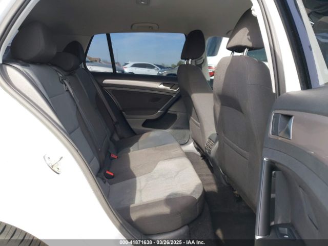 WVWKP7AU5GW910703 Volkswagen E-golf Se