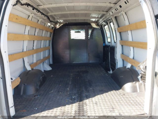 1GTW7AF73M1288323 GMC Savana Cargo Rwd 2500 Regular Wheelbase Work Van