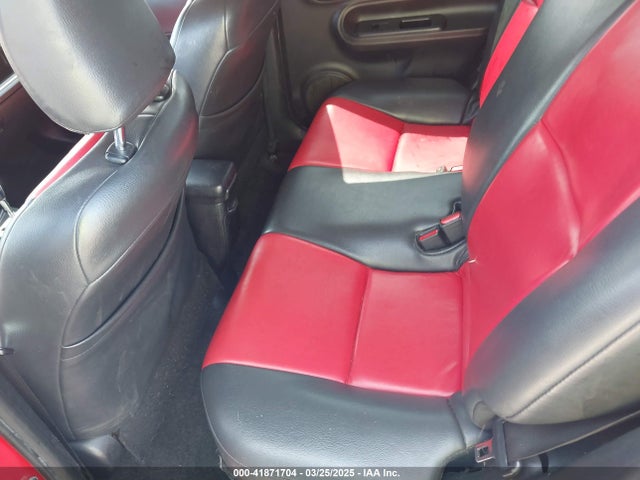 JTDKDTB3XF1586554 Toyota Prius C Two
