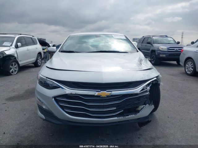 1G1ZD5ST3NF177137 Chevrolet Malibu Fwd Lt