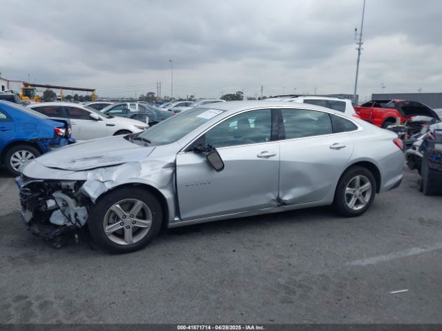1G1ZD5ST3NF177137 Chevrolet Malibu Fwd Lt