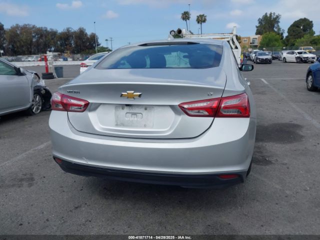 1G1ZD5ST3NF177137 Chevrolet Malibu Fwd Lt