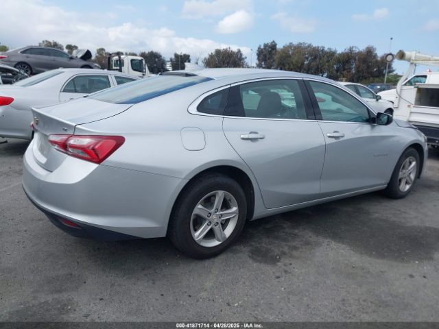 1G1ZD5ST3NF177137 Chevrolet Malibu Fwd Lt
