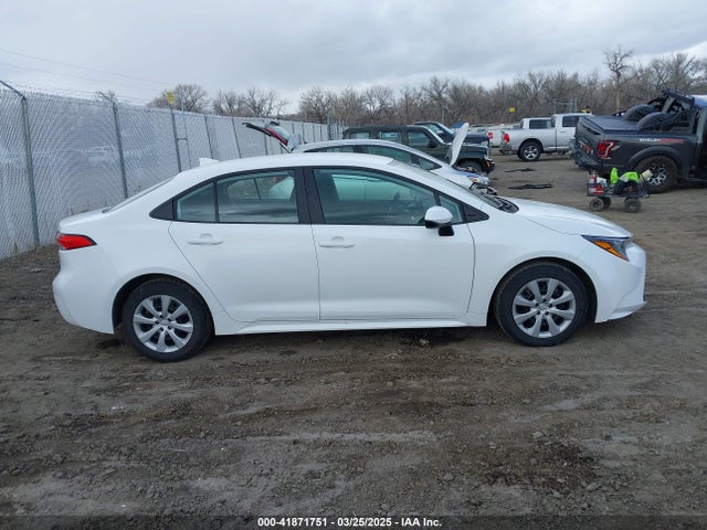 5YFB4MDE4RP111180 Toyota COROLLA LE