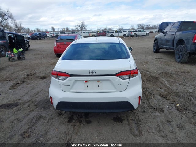 5YFB4MDE4RP111180 Toyota COROLLA LE