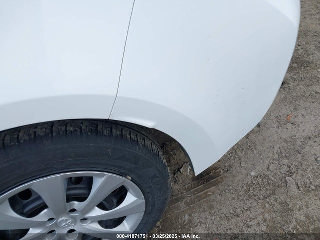 5YFB4MDE4RP111180 Toyota COROLLA LE