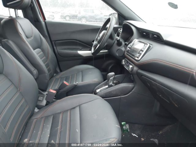 3N1CP5CU9KL529380 Nissan KICKS SR