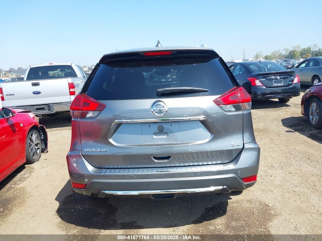 JN8AT2MT4JW486634 Nissan Rogue Sl