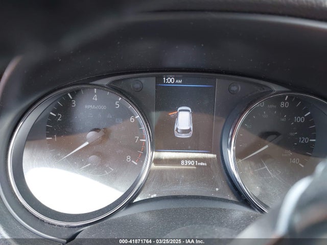 JN8AT2MT4JW486634 Nissan Rogue Sl
