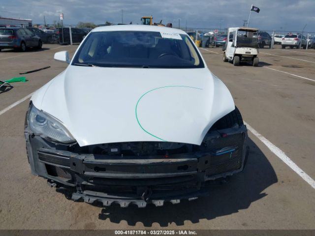 5YJSA1H10EFP56526 Tesla Model S P85