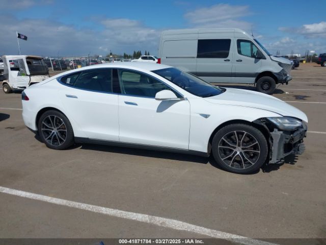 5YJSA1H10EFP56526 Tesla Model S P85