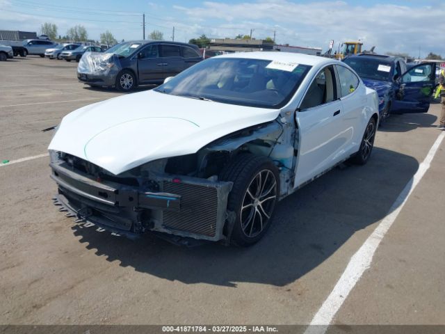 5YJSA1H10EFP56526 Tesla Model S P85