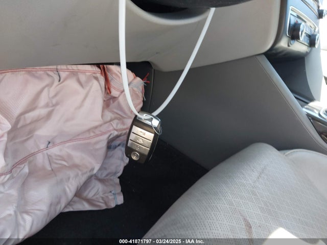 5XXGU4L37JG227461 KIA OPTIMA EX