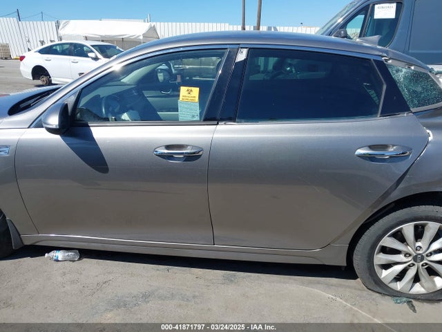 5XXGU4L37JG227461 KIA OPTIMA EX