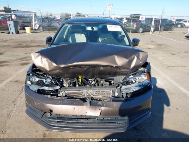 3VW1K7AJ8FM260230 Volkswagen Jetta 2.0l S