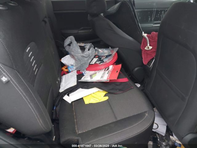 KNDPM3ACXJ7413596 KIA Sportage Lx