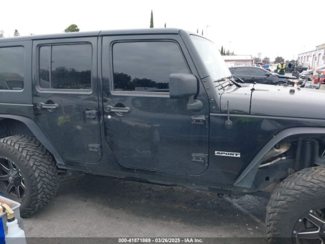 1C4BJWDG0HL610412 Jeep Wrangler Unlimited Sport