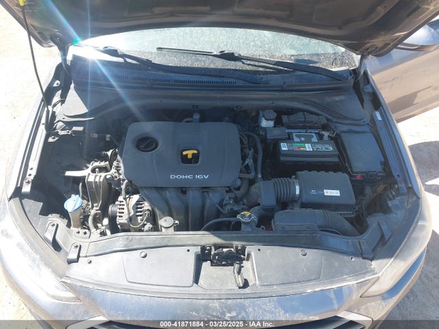 KMHD84LF8HU176330 Hyundai ELANTRA SE