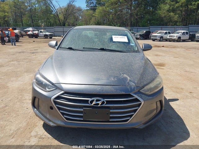 KMHD84LF8HU176330 Hyundai ELANTRA SE