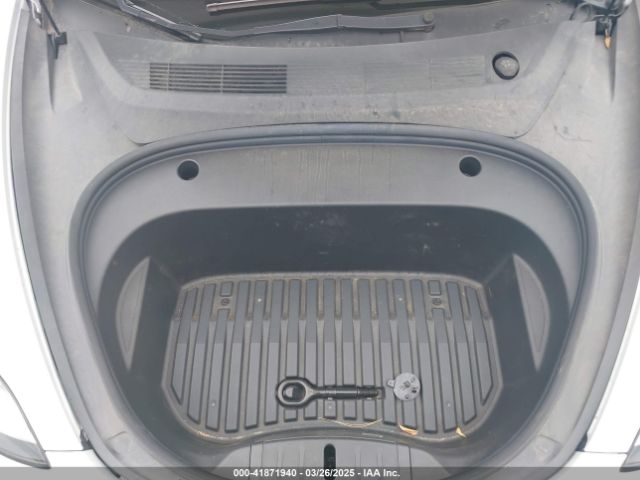 5YJ3E1EB0LF803217 Tesla Model 3 Long Range Dual Motor All-wheel Drive