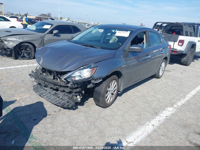 3N1AB7AP9JL652755 Nissan SENTRA SV