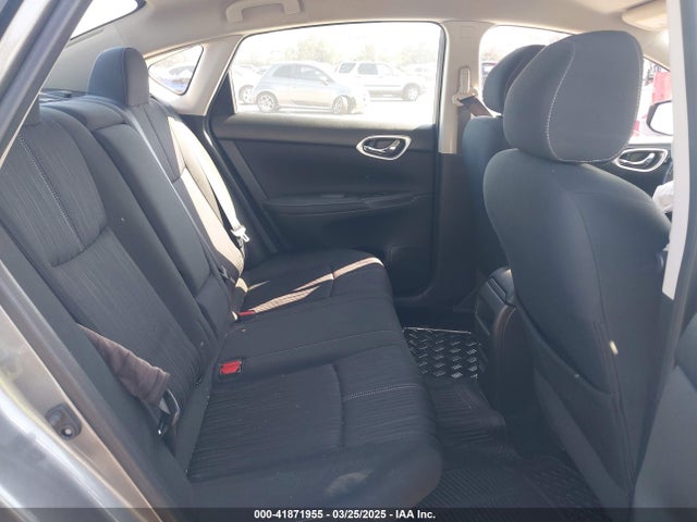 3N1AB7AP9JL652755 Nissan SENTRA SV