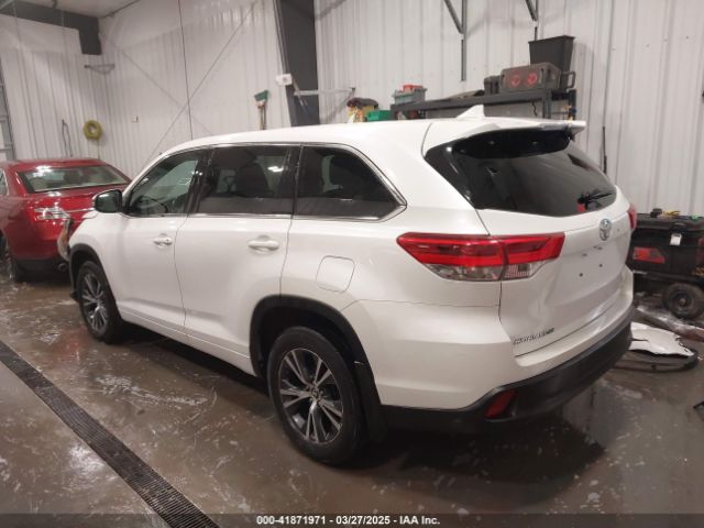 5TDBZRFH9JS821645 Toyota Highlander Le Plus