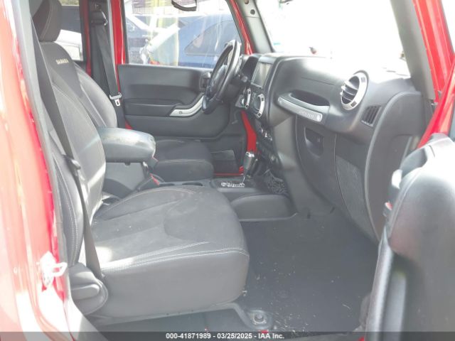 1C4BJWEG0FL547579 Jeep Wrangler Unlimited Sahara