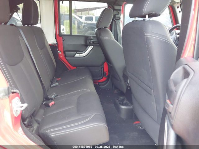 1C4BJWEG0FL547579 Jeep Wrangler Unlimited Sahara