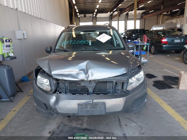 WVGAV7AX3FW605416 Volkswagen TIGUAN S