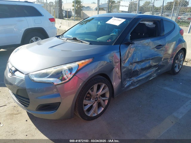Hyundai Veloster 2016 KMHTC6AD3GU283985 Image 2