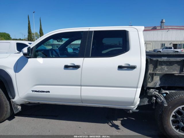 3TMLB5JN3RM022647 Toyota Tacoma Trd Off Road 4wd