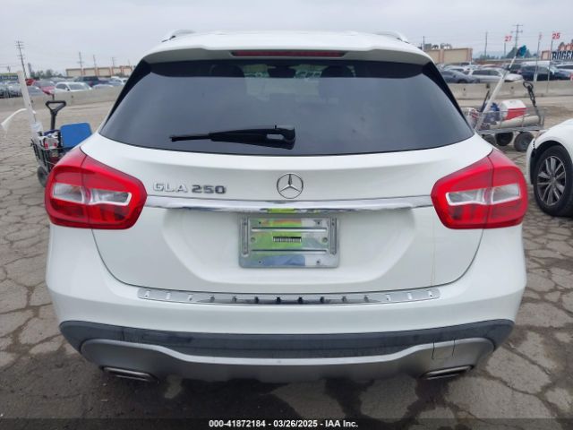 WDCTG4EB0JJ452806 Mercedes-Benz GLA 250