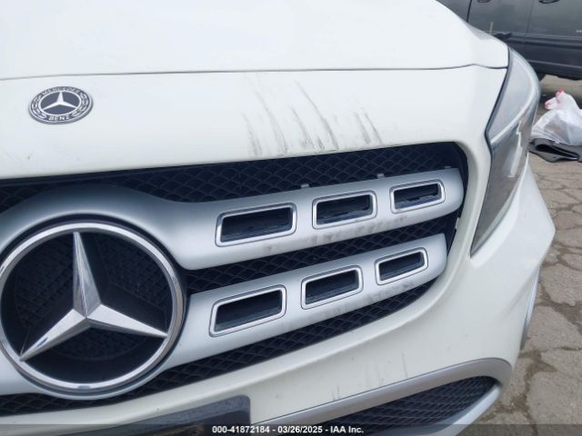 WDCTG4EB0JJ452806 Mercedes-Benz GLA 250