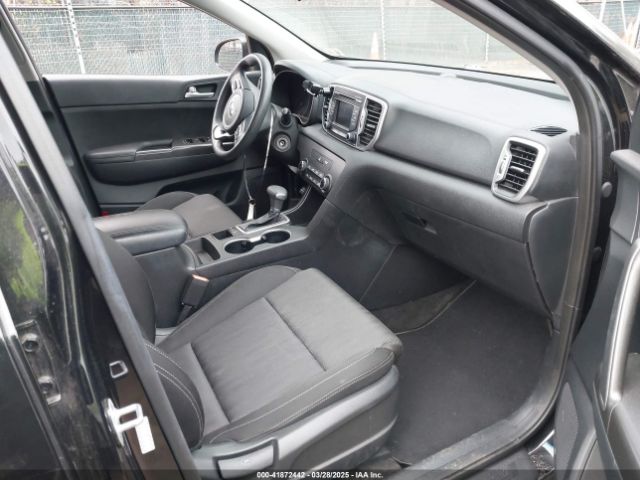 KNDPMCAC0H7131963 KIA Sportage Lx