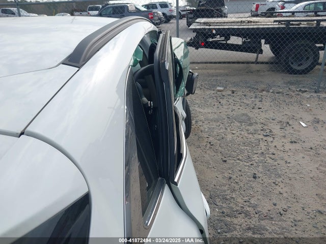 1FMCU9J99LUB45419 Ford Escape Titanium