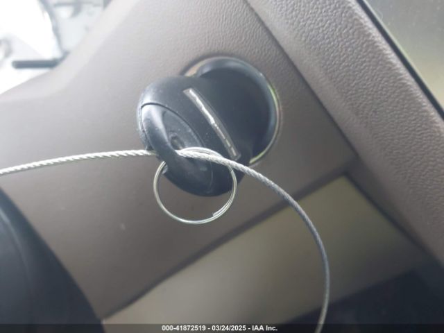 2009 CHRYSLER 300C 2C3LA63T89H622085 Photo 10