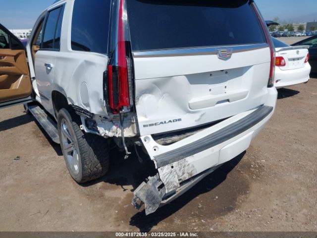 1GYS4DKJ3GR422421 Cadillac Escalade Platinum