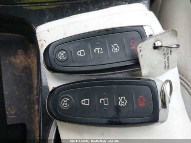 1FMCU9J90FUC67185 Ford Escape Titanium