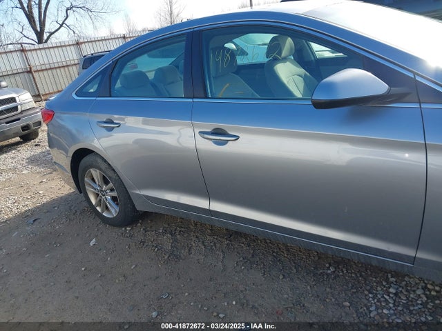 5NPE24AF3GH281976 Hyundai SONATA SE
